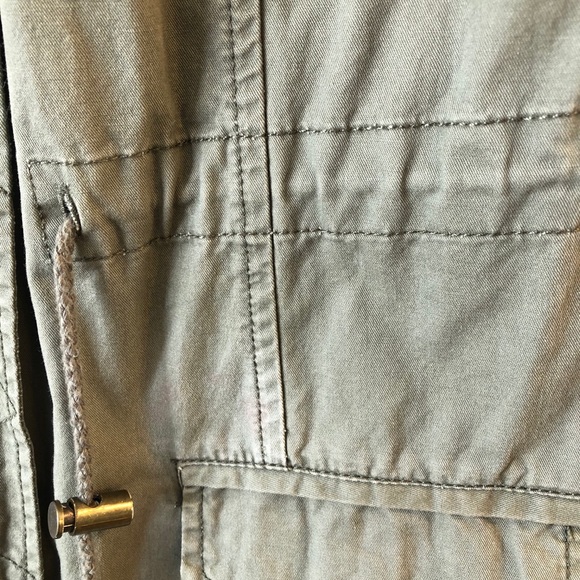 🌺5/$25 Utility Jacket - Picture 4 of 4